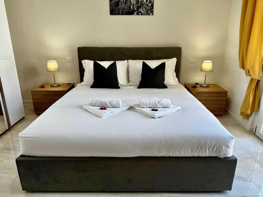 Nencionihouse- Modern Comfort Close To Center Appartement *