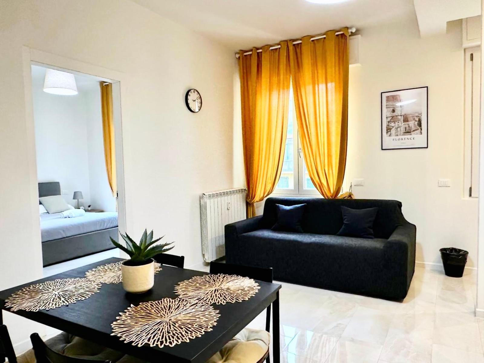 Nencionihouse- Modern Comfort Close To Center Apartment